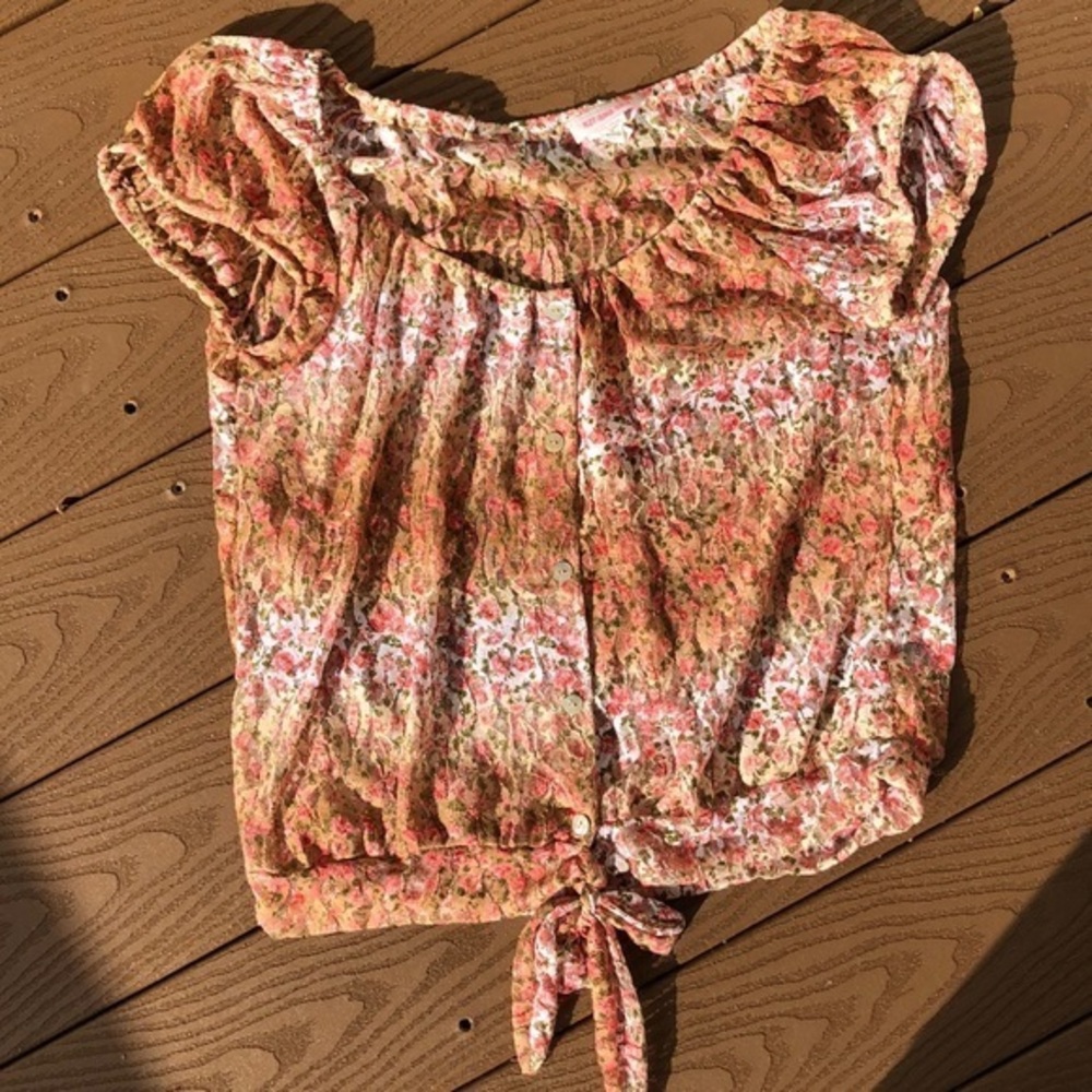 Kit & Sky floral print lace button down tie top